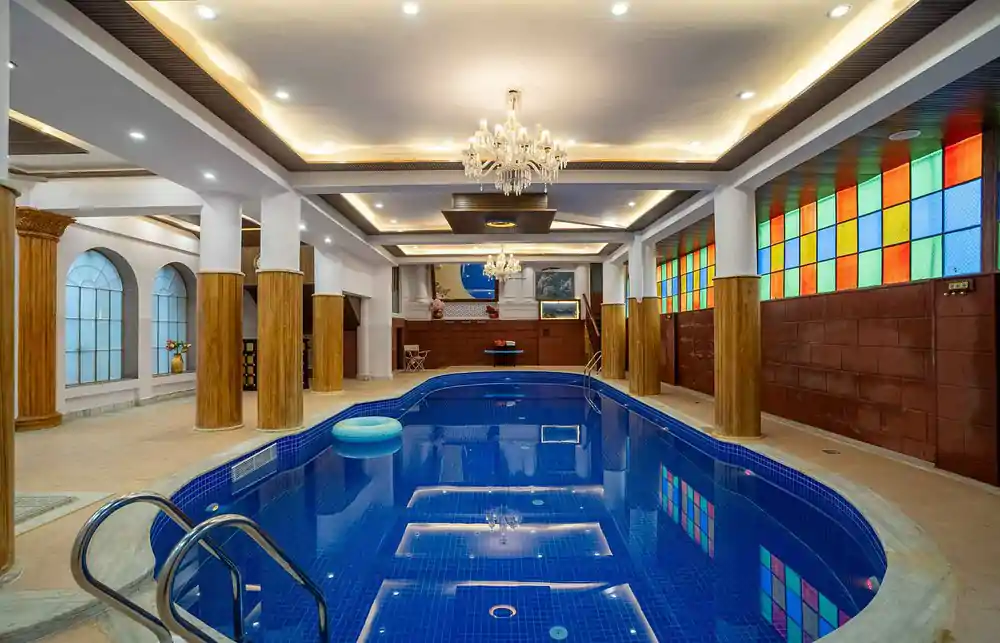pool 4